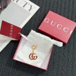 ميداليه تعليقه غوتشي